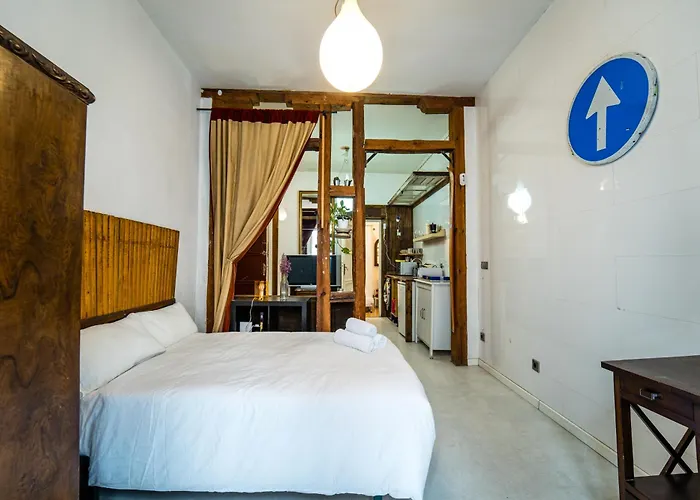 Centrico Estudio En Plaza De Espana By Bebalmy