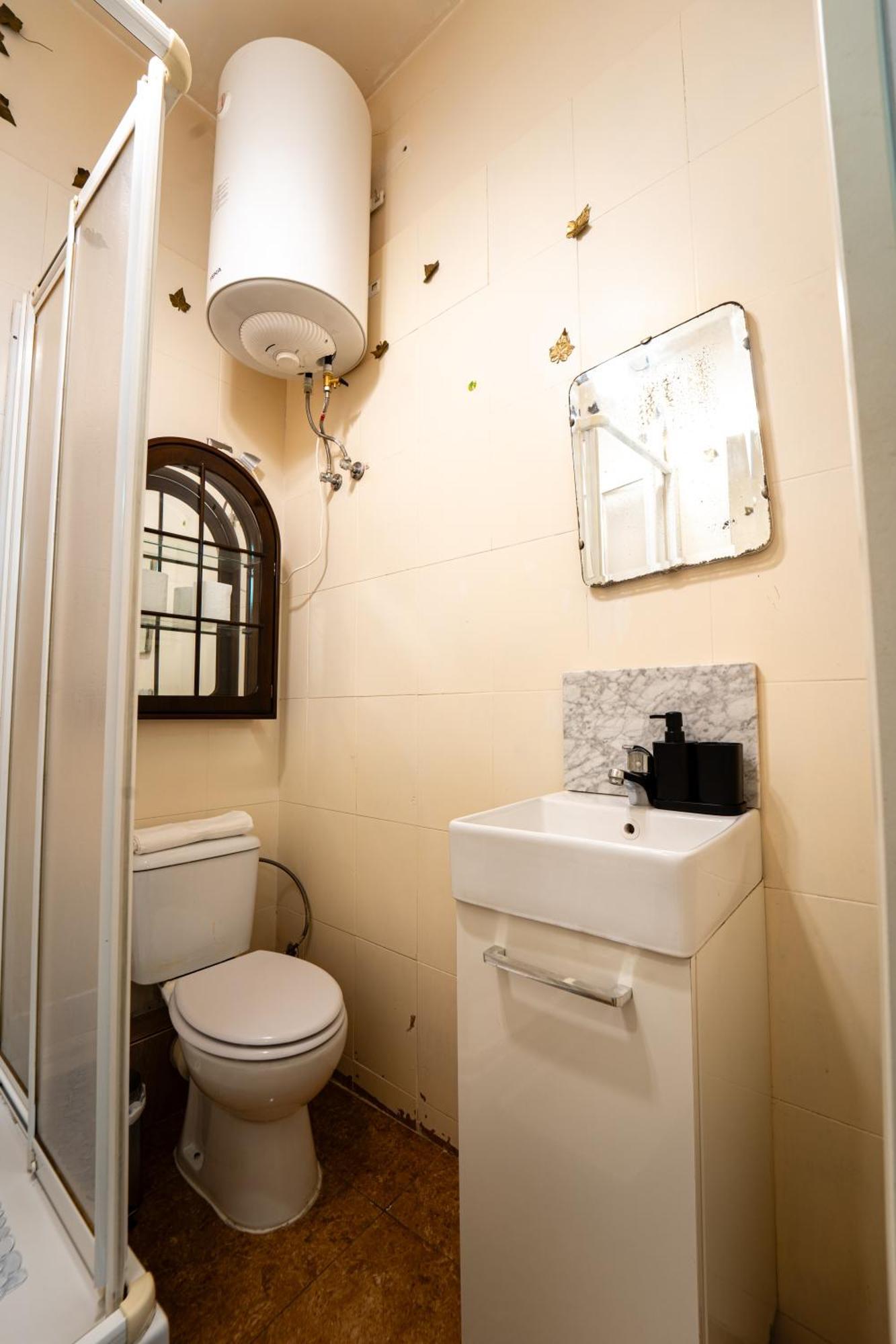 Appartement Centrico Estudio En Plaza De Espana By Bebalmy Madrid